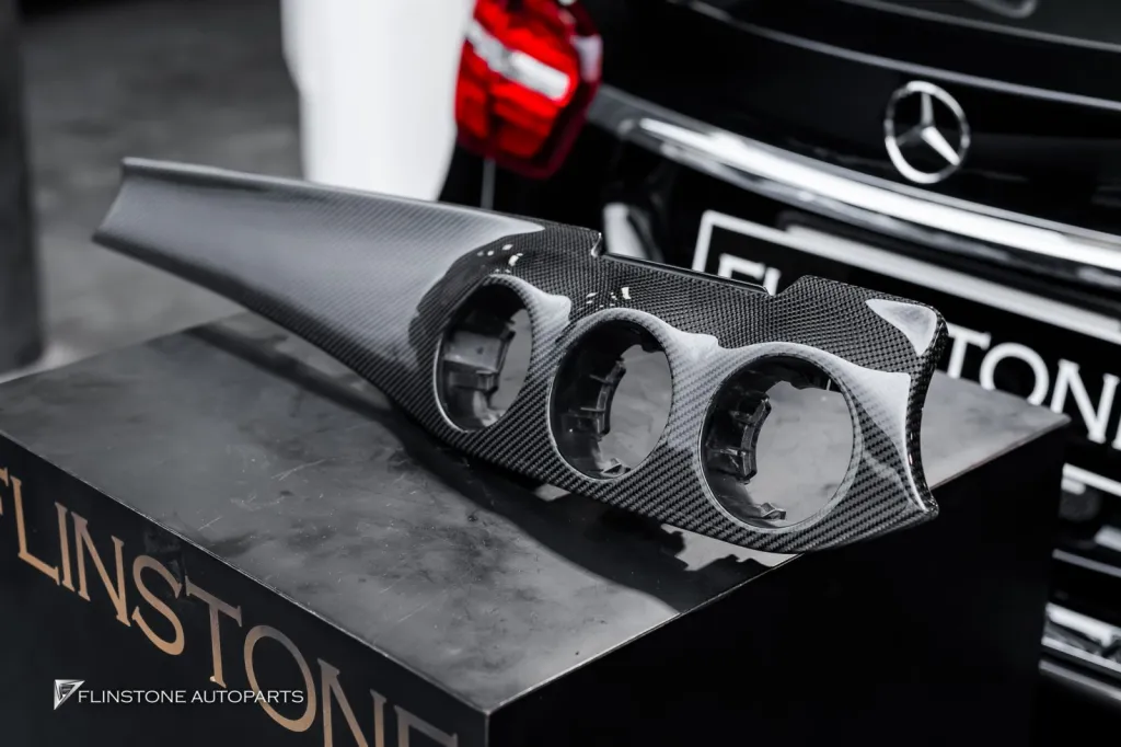 Mercedes Benz A45 碳纤维中控台