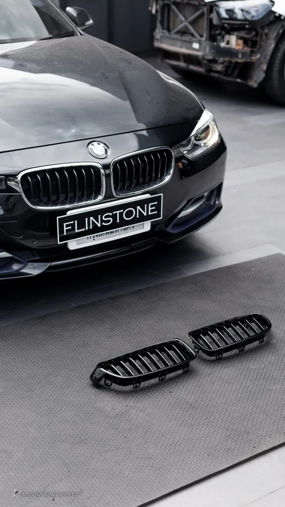 BMW F30 กระจัง