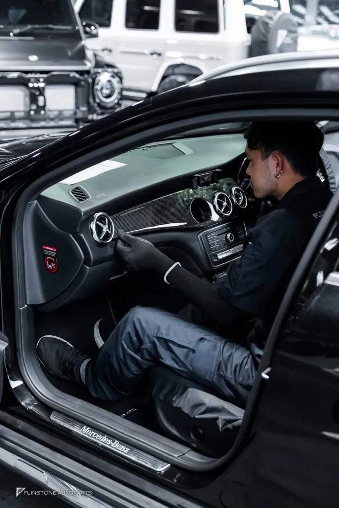 Mercedes Benz A45 碳纤维中控台