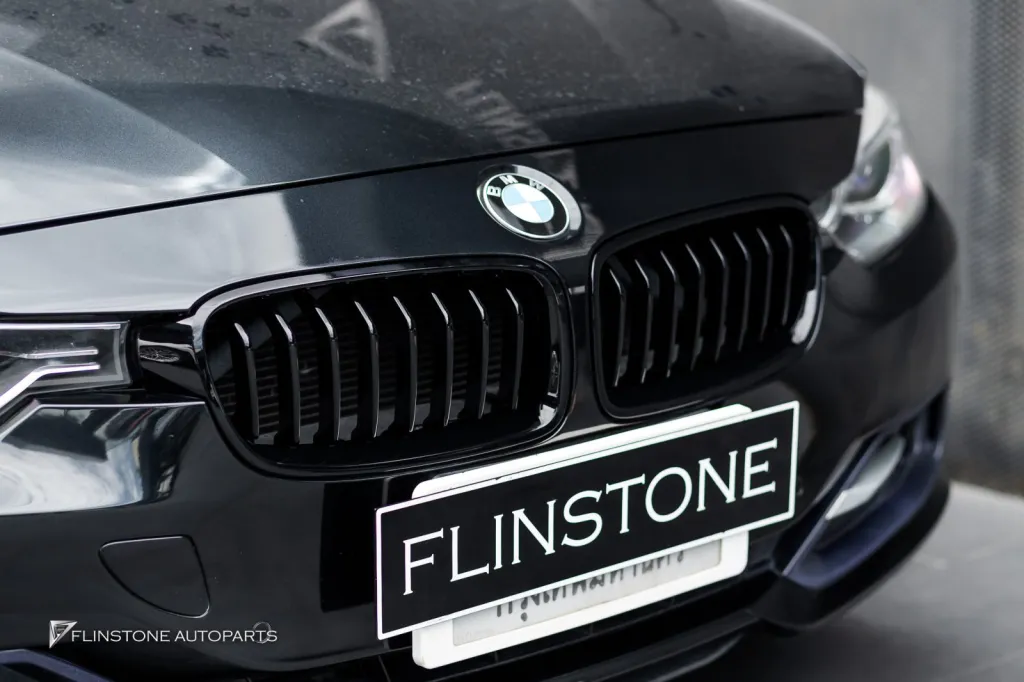 BMW F30 กระจัง