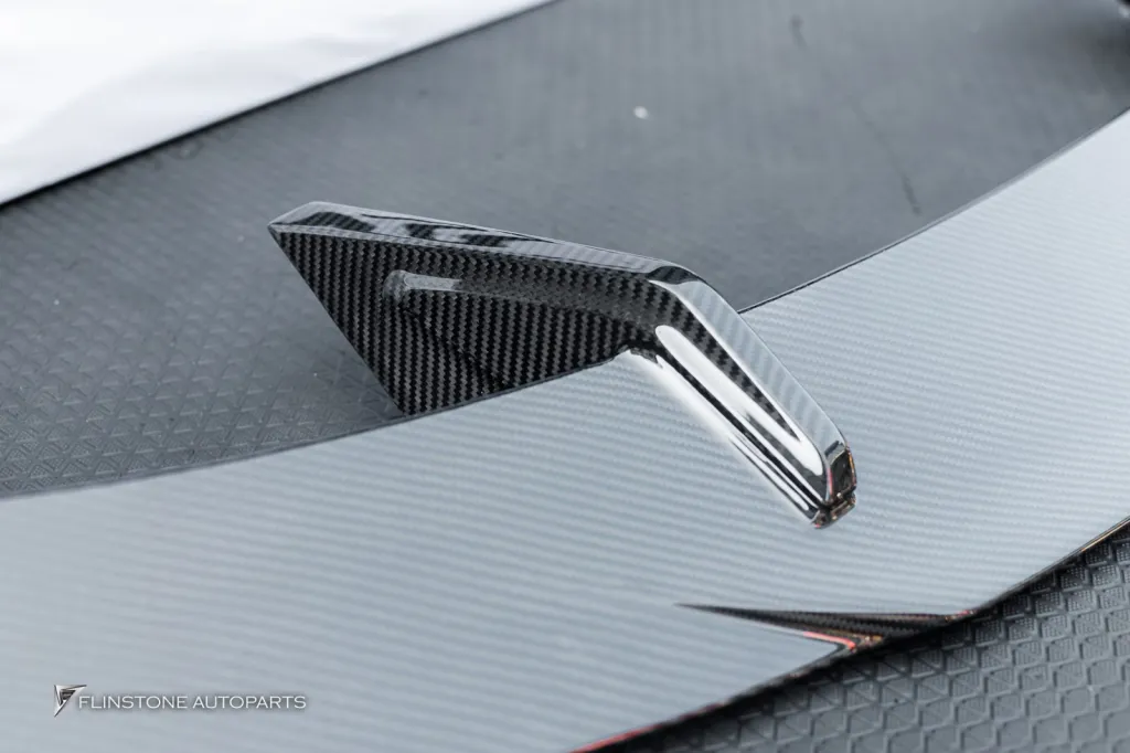 Mercedes Benz Cls 53 สปอยเลอร์ Usus