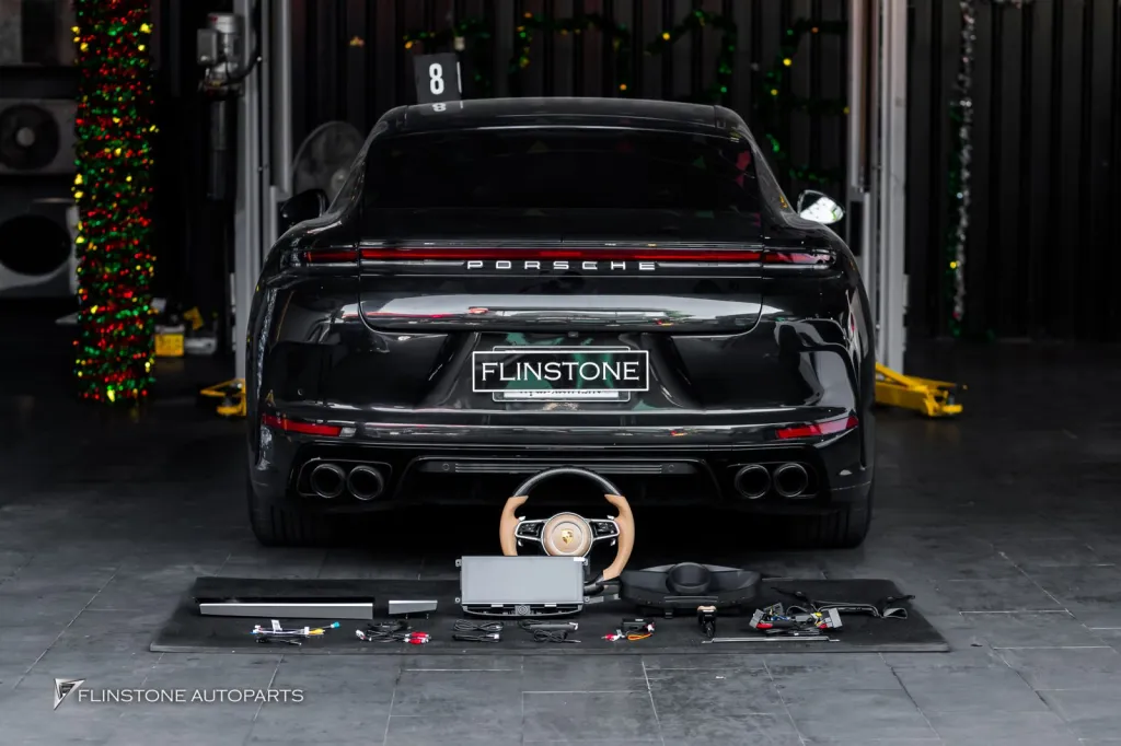 Porsche Panamera จอ Dual Screen พวงมาลัย ช่องแอร์