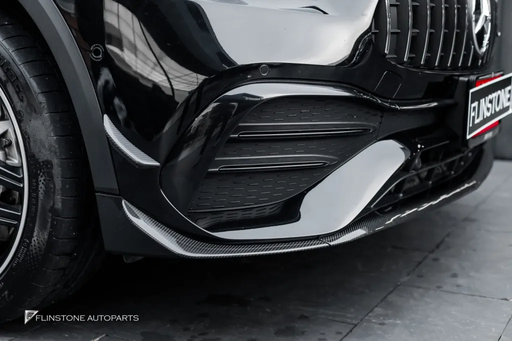 Mercedes Benz Gla พาร์ทคาร์บอนรอบคัน
