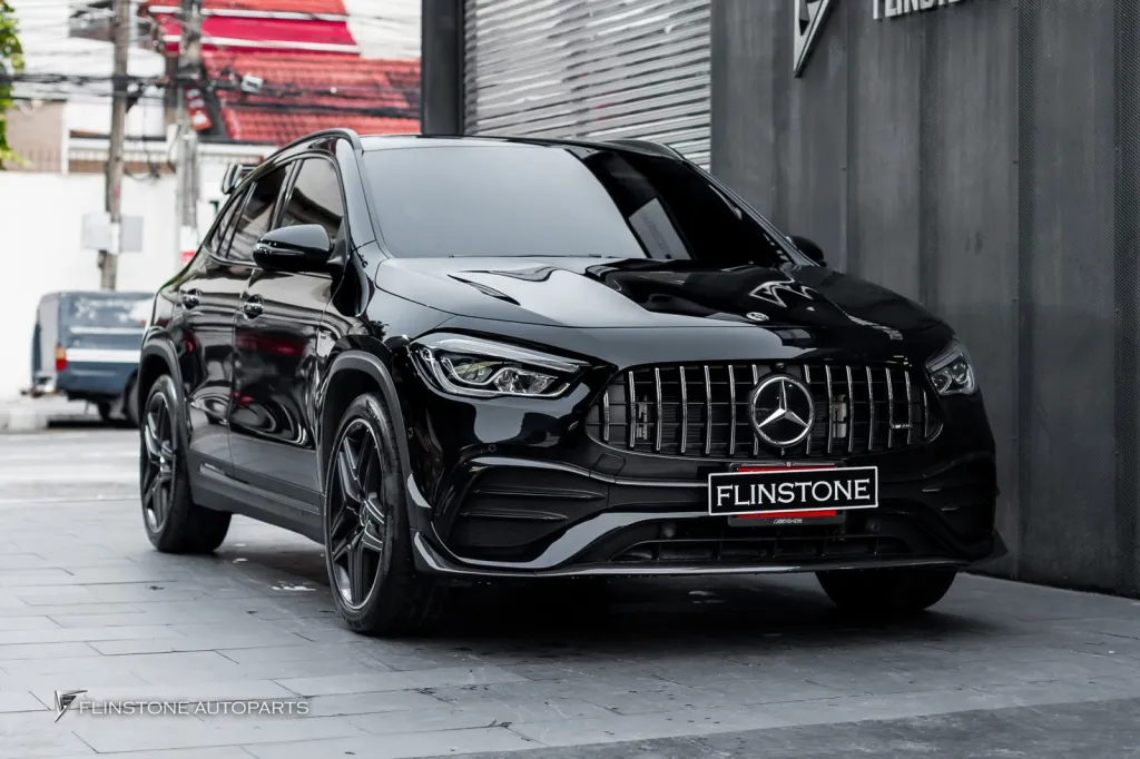 Mercedes Benz Gla พาร์ทคาร์บอนรอบคัน
