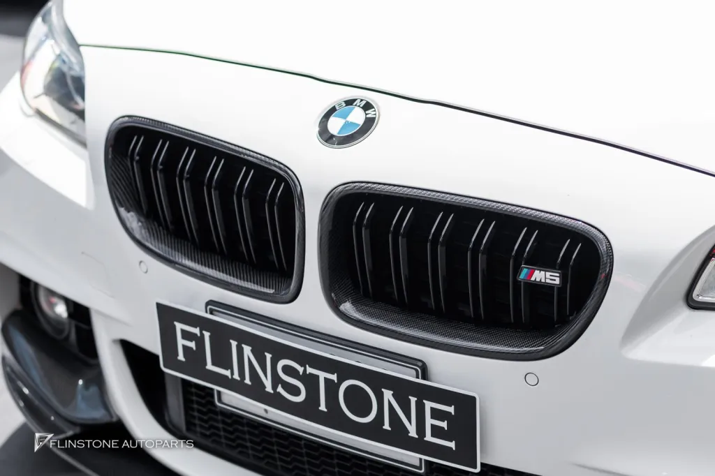 BMW F10 กระจัง