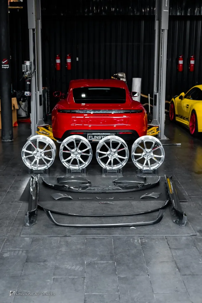 Porsche Taycan GTS 碳纤维部件轮毂 Techart