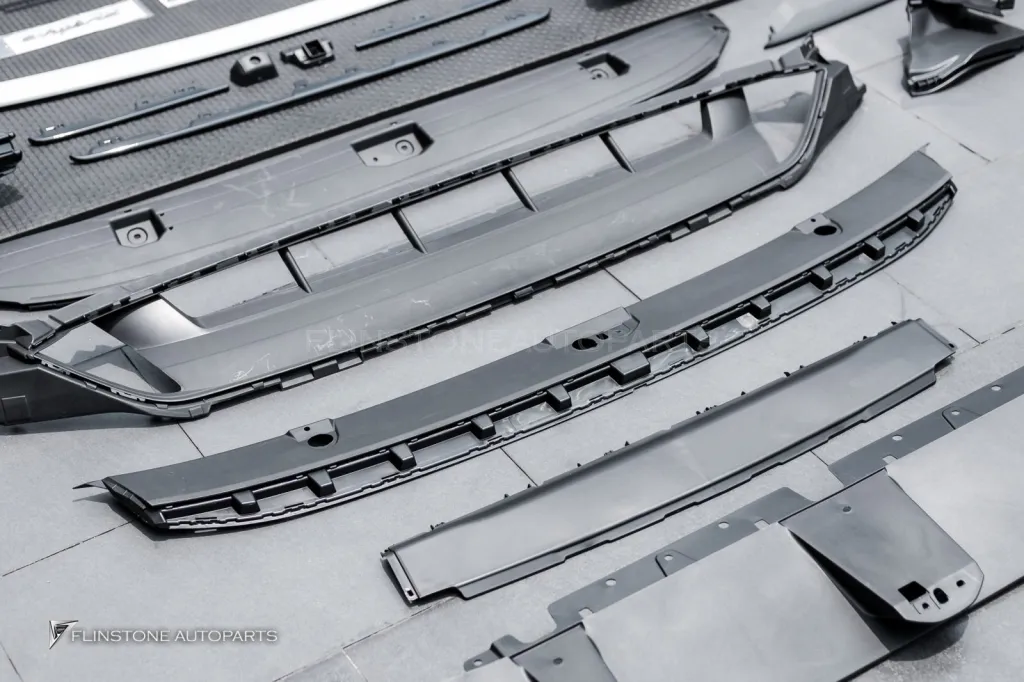 Porsche Cayenne Full Body Kit Exhaust Pipe Wheels Usus