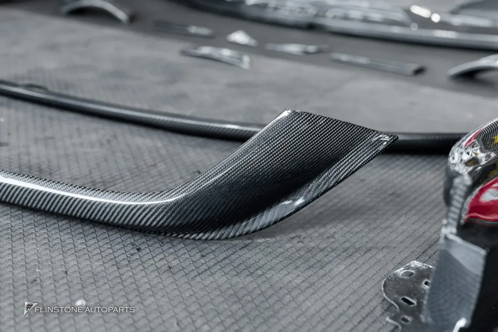 Porsche Taycan GTS 碳纤维部件轮毂 Techart
