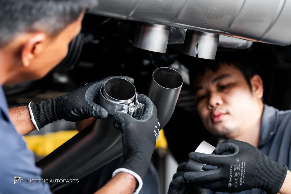 Porsche Cayenne 排气管 Akrapovic