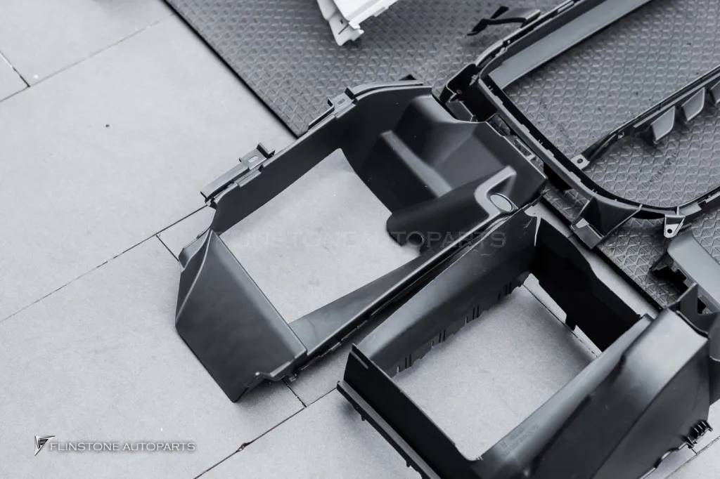 Porsche Cayenne Full Body Kit Exhaust Pipe Wheels Usus