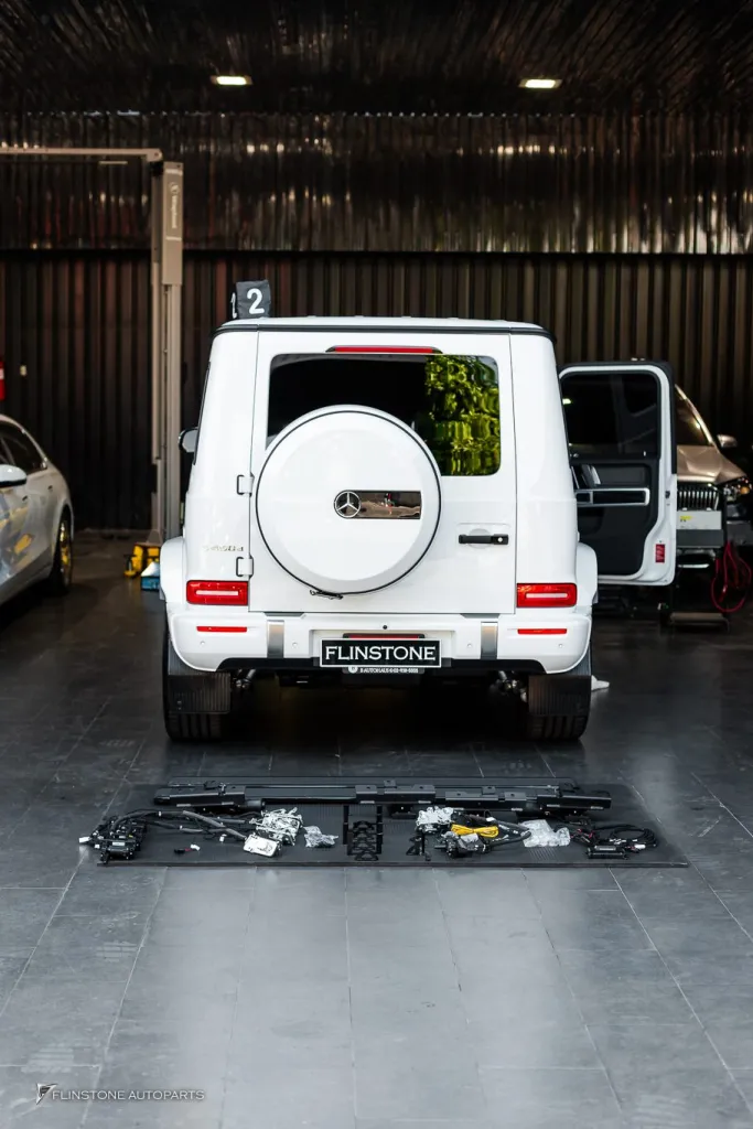 Mercedes Benz Gclass Soft-Close Doors Side Steps