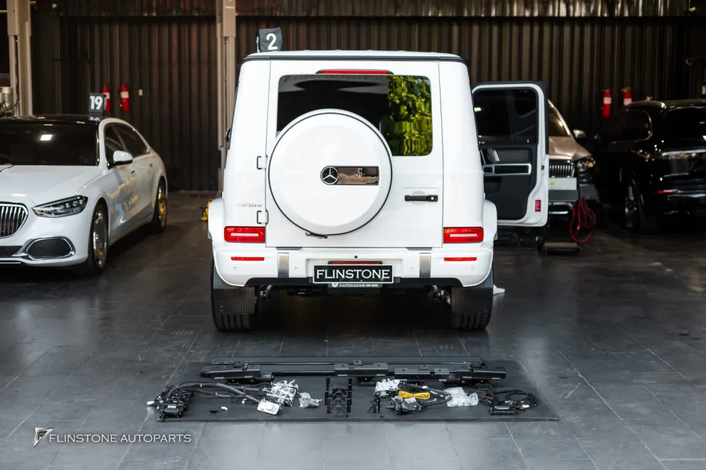 Mercedes Benz Gclass Soft-Close Doors Side Steps