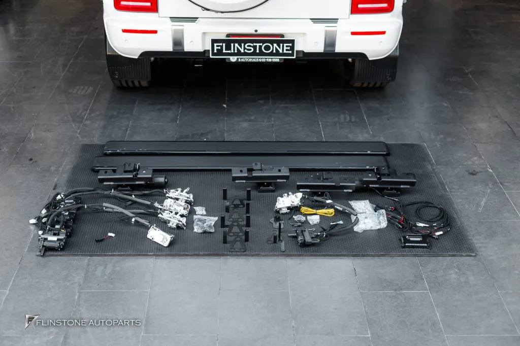 Mercedes Benz Gclass Soft-Close Doors Side Steps