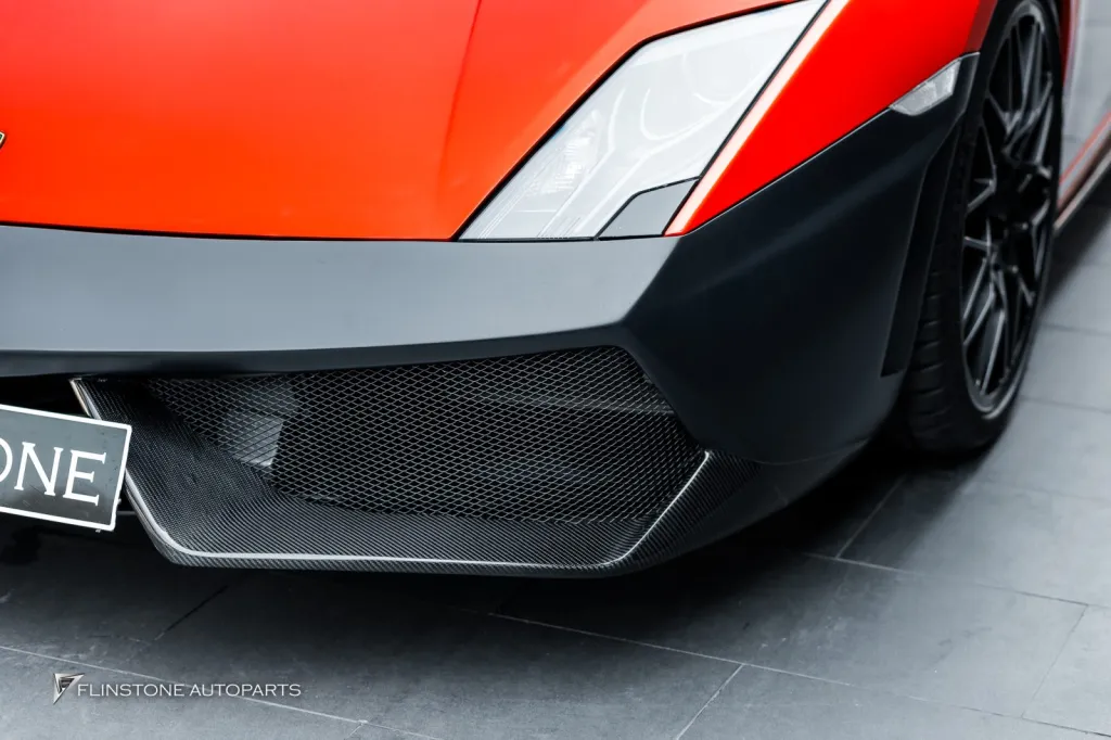 Lamborghini Gallado กันชนหน้า ดิฟ สเกิร์ต ปลายท่อ