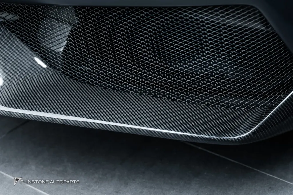 Lamborghini Gallado กันชนหน้า ดิฟ สเกิร์ต ปลายท่อ
