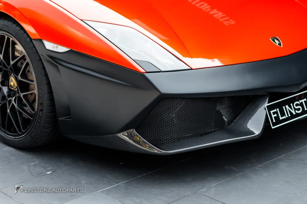 Lamborghini Gallado กันชนหน้า ดิฟ สเกิร์ต ปลายท่อ