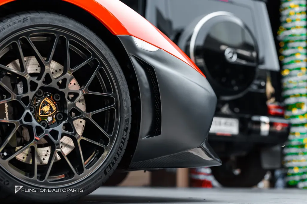 Lamborghini Gallado กันชนหน้า ดิฟ สเกิร์ต ปลายท่อ