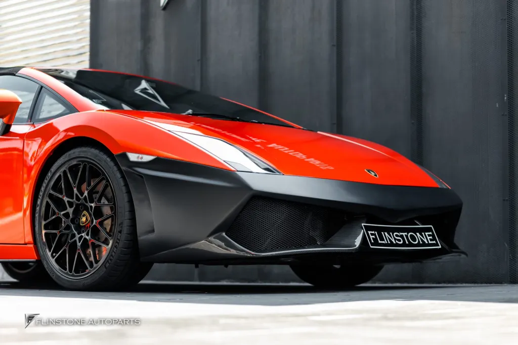 Lamborghini Gallado กันชนหน้า ดิฟ สเกิร์ต ปลายท่อ