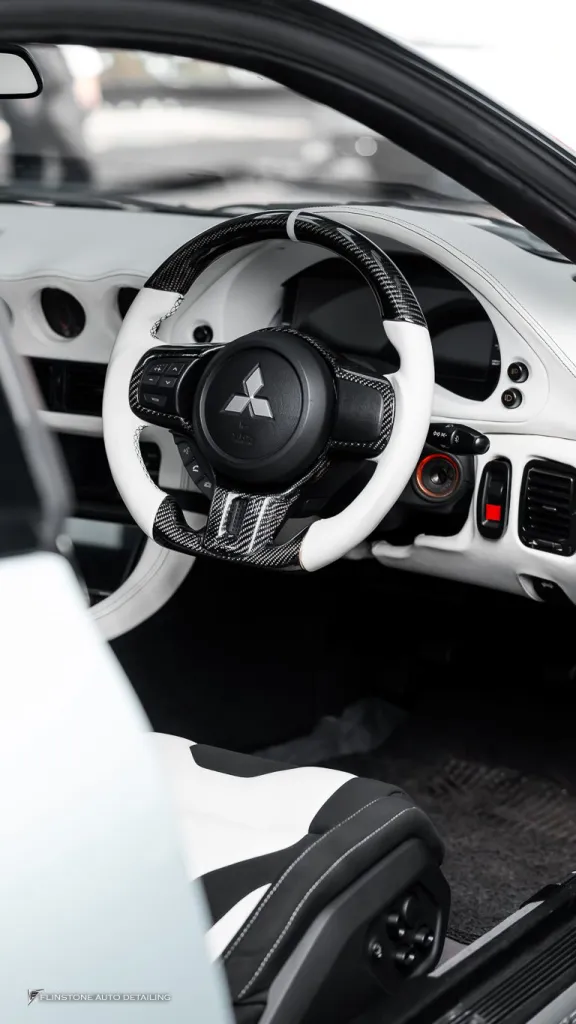 Mitsubishi GTO ภายในขาว — Story ภายใน