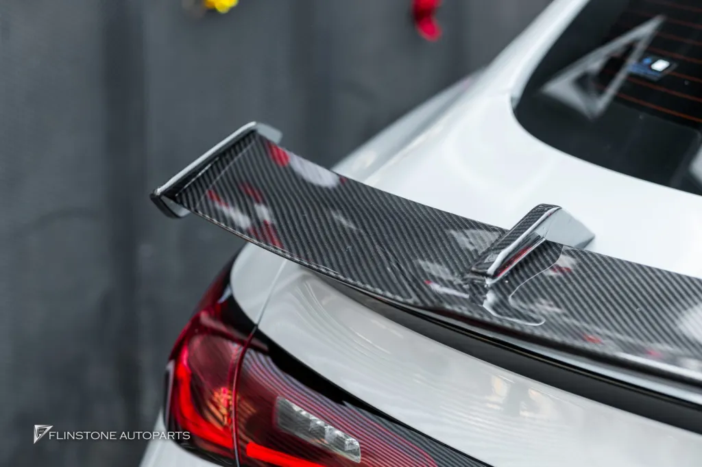 Mercedes Benz Cls 53 สปอยเลอร์ Usus