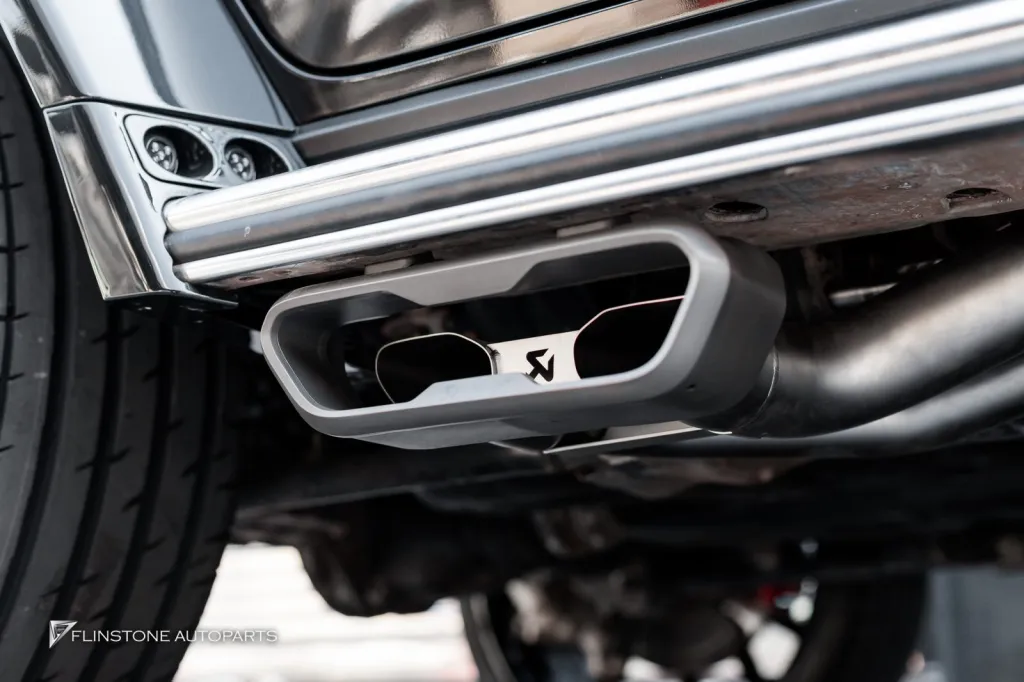 Mercedes Benz Gclass ท่อ Akrapovic