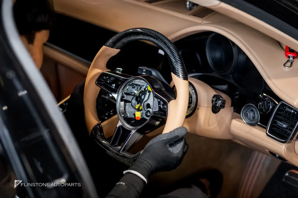 Porsche Panamera จอ Dual Screen พวงมาลัย ช่องแอร์