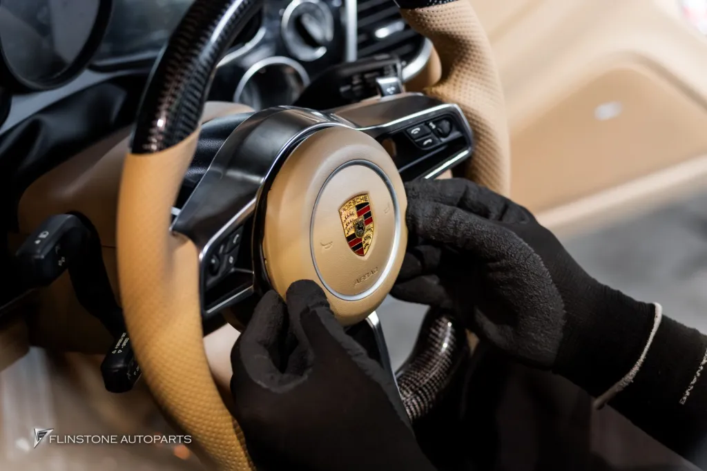 Porsche Panamera จอ Dual Screen พวงมาลัย ช่องแอร์