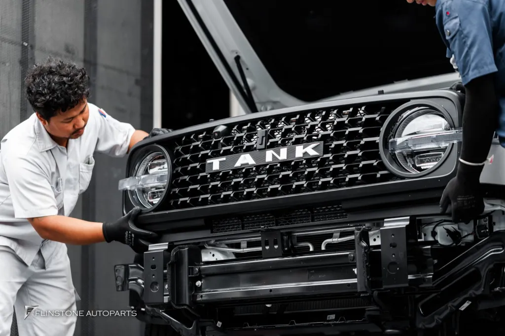 GWM Tank 300 กระจัง LED