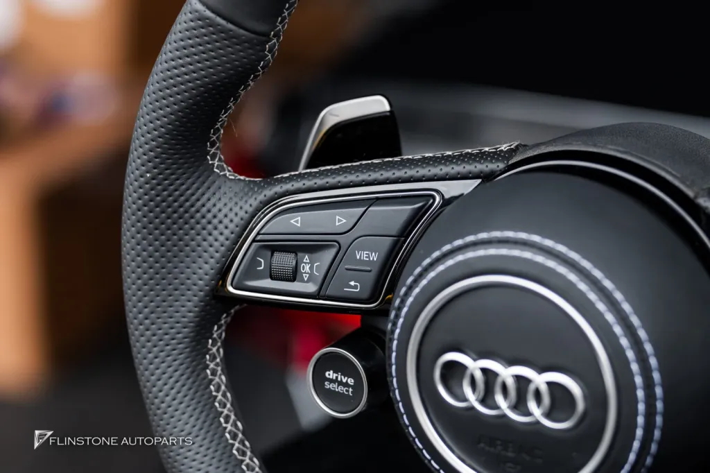 Audi A5 พวงมาลัย