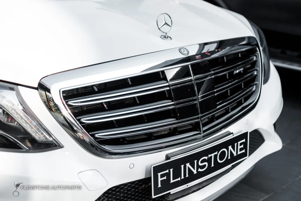 Mercedes Benz W222 กระจัง