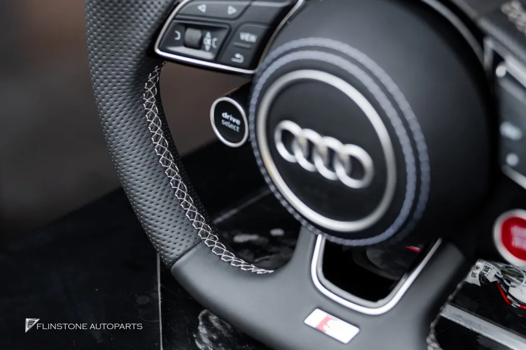 Audi A5 พวงมาลัย