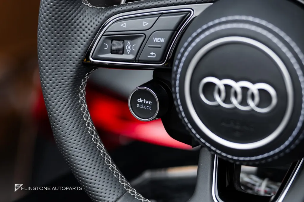 Audi A5 พวงมาลัย