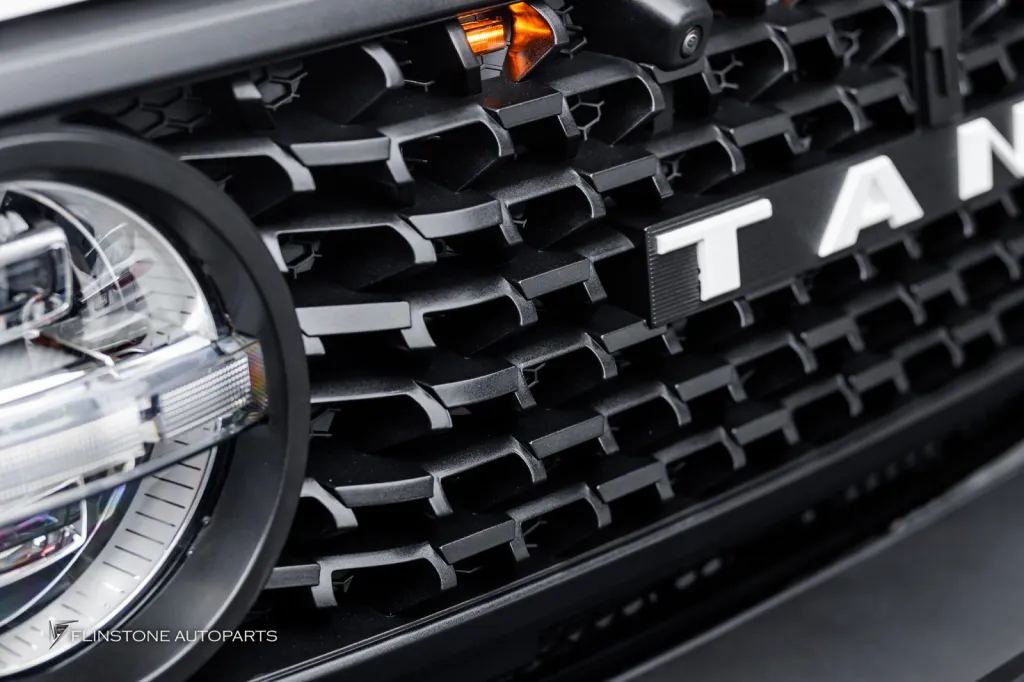 GWM Tank 300 กระจัง LED