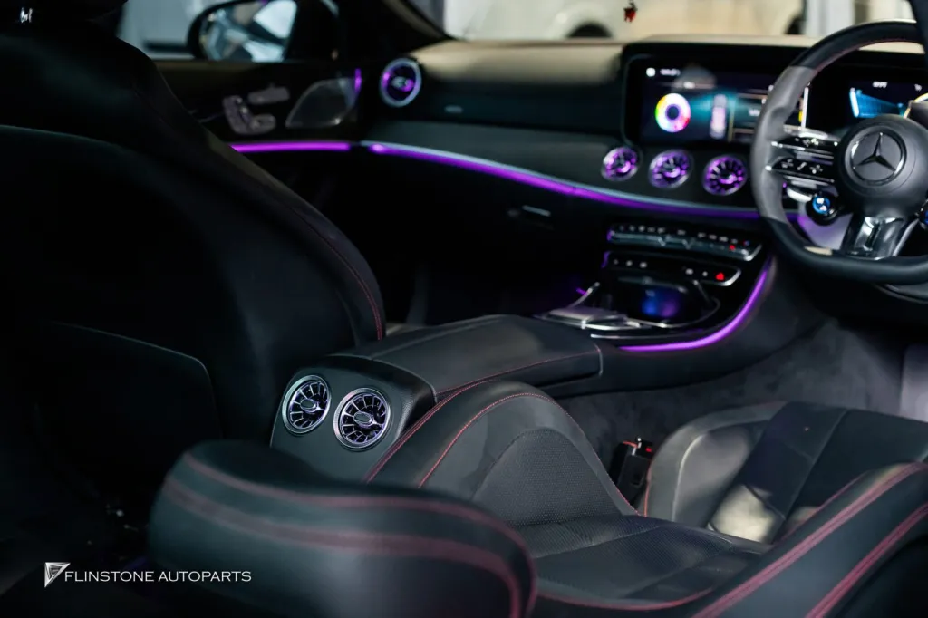 Mercedes Benz Cls ไฟช่องแอร์หลัง