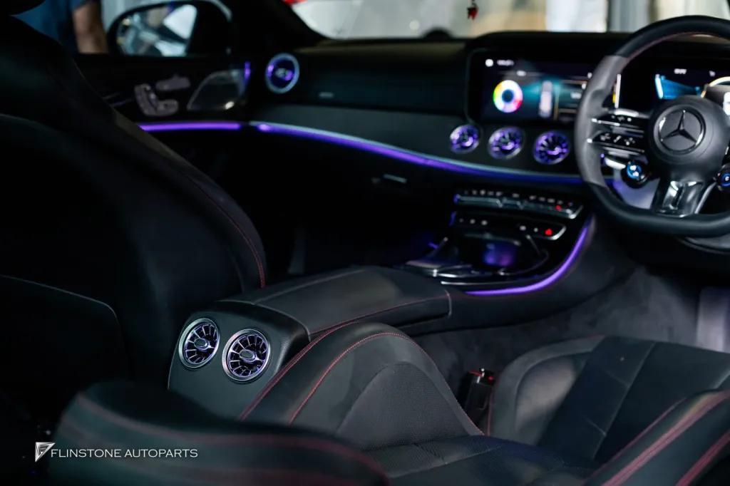 Mercedes Benz Cls ไฟช่องแอร์หลัง