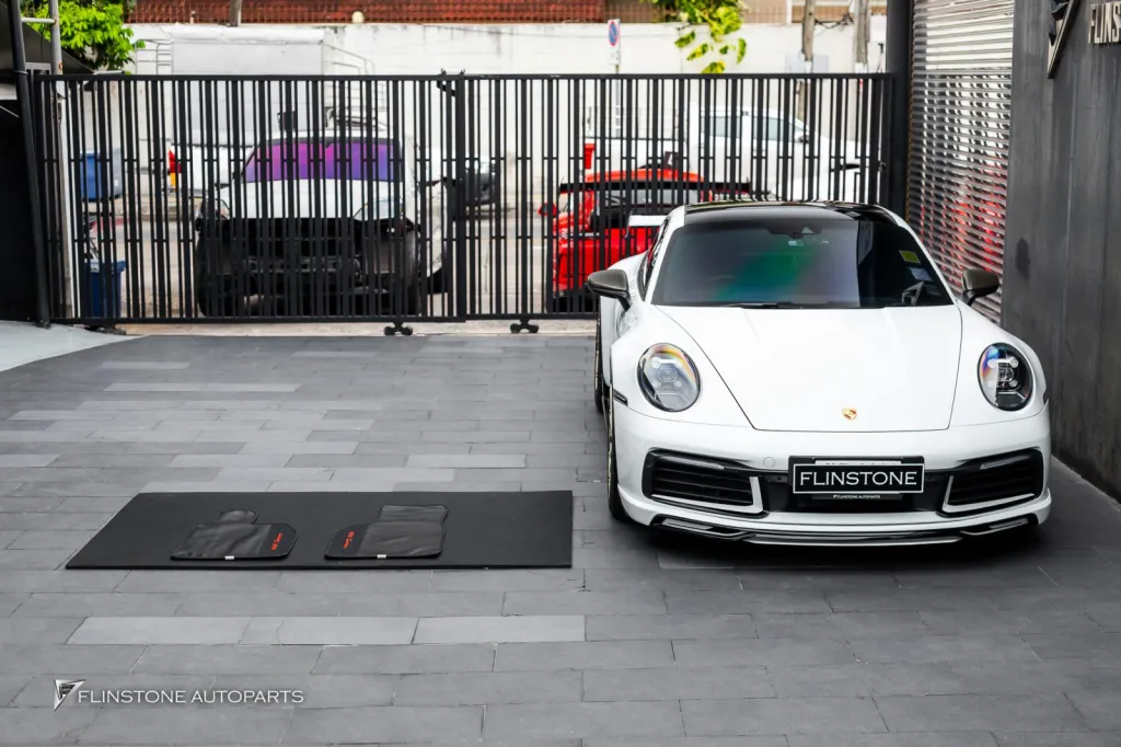 Porsche 992 พรม คาร์บอน