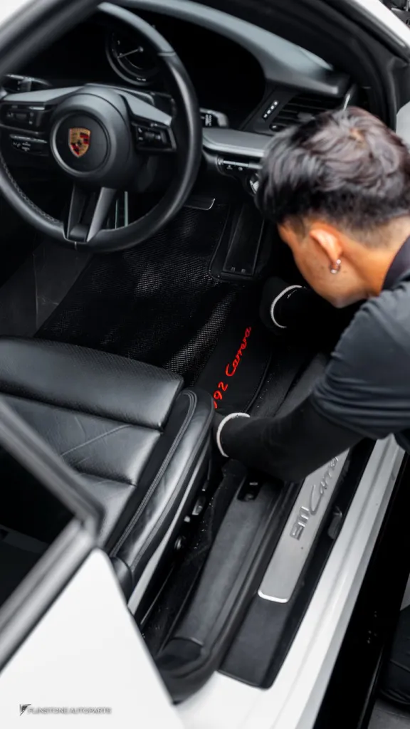 Porsche 992 พรม คาร์บอน