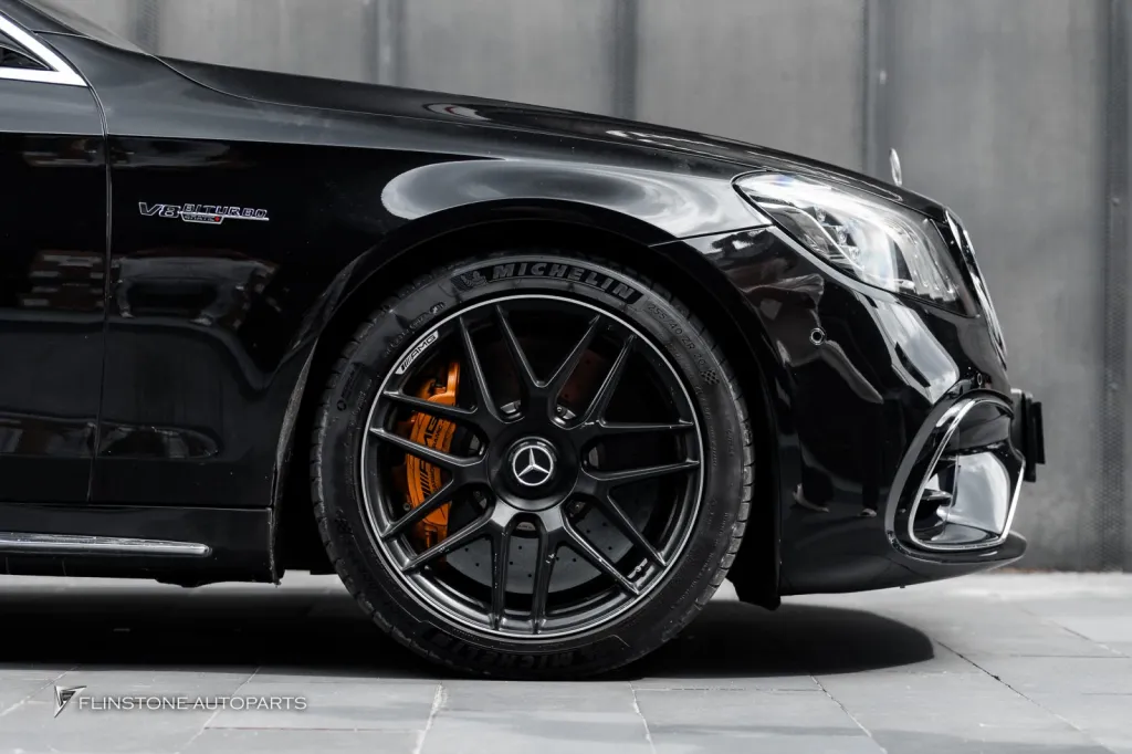 Mercedes Benz S63 โลโก้ 4Matic