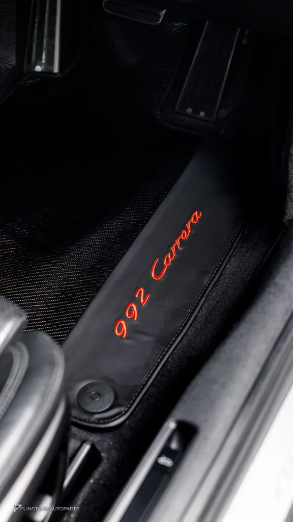 Porsche 992 พรม คาร์บอน