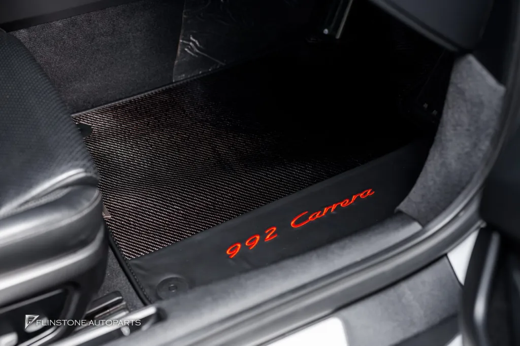 Porsche 992 พรม คาร์บอน