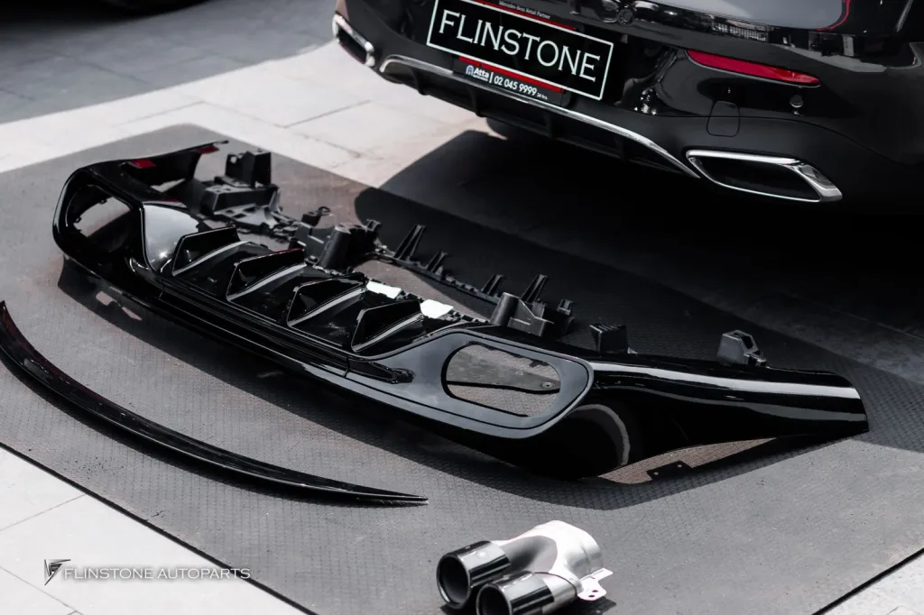 Mercedes Benz Cle 300 扩散器排气尾喉扰流板