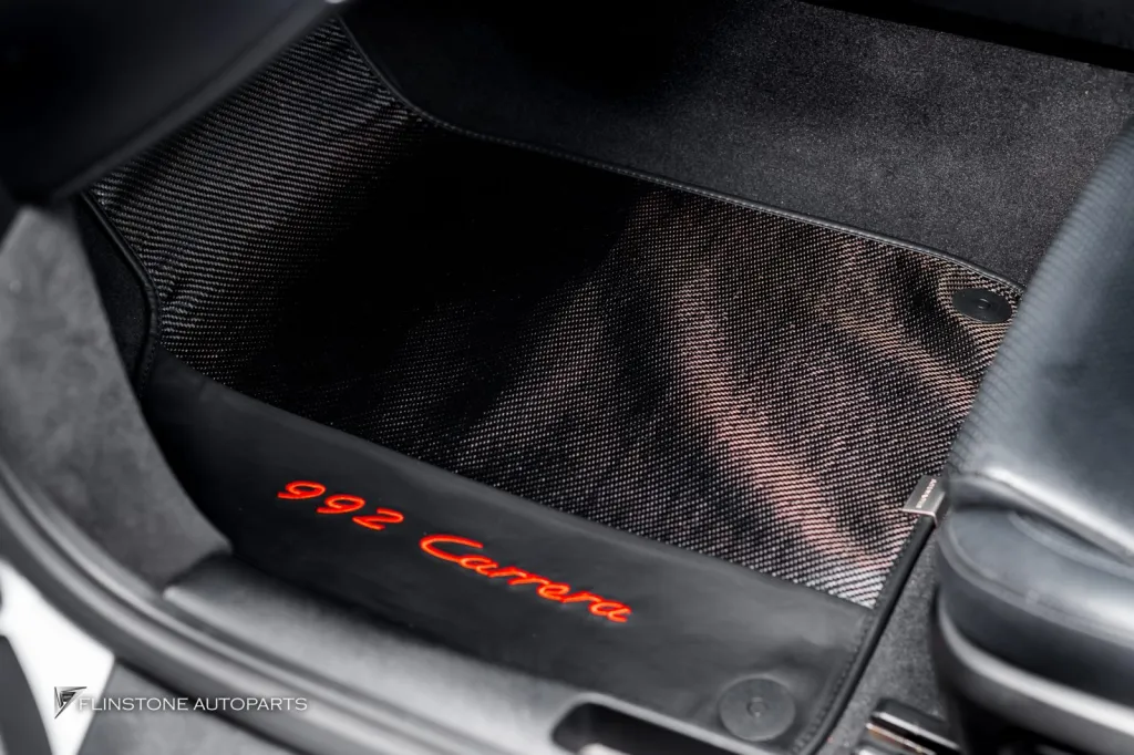 Porsche 992 พรม คาร์บอน