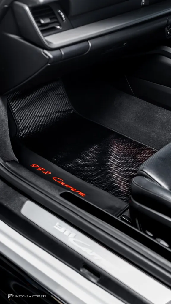 Porsche 992 พรม คาร์บอน