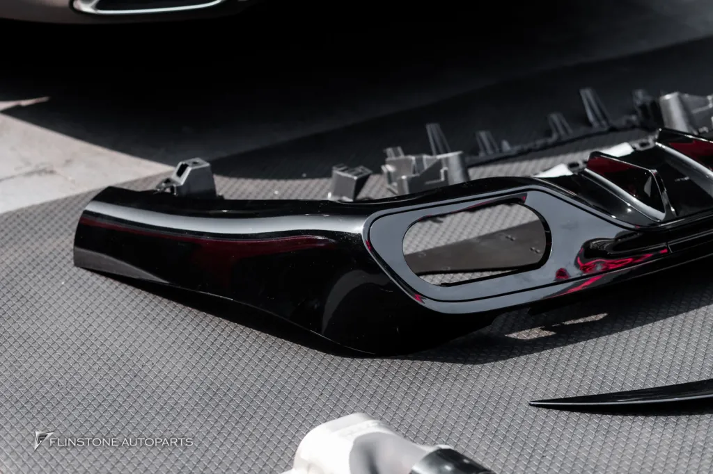 Mercedes Benz Cle 300 扩散器排气尾喉扰流板