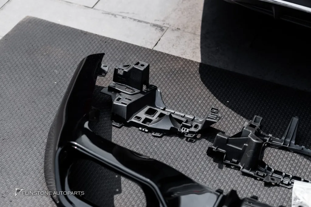 Mercedes Benz Cle 300 扩散器排气尾喉扰流板