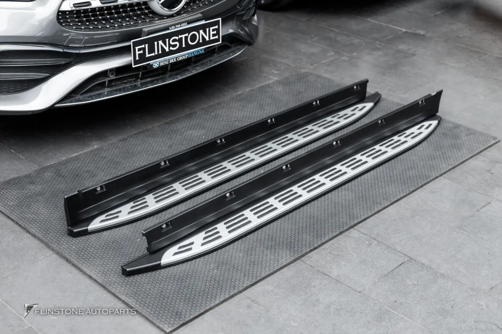 Mercedes Benz Gla บันได