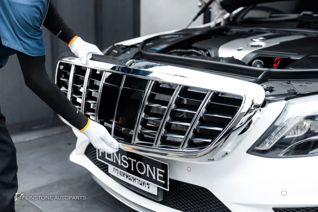 Mercedes Benz W222 กระจัง Maybach