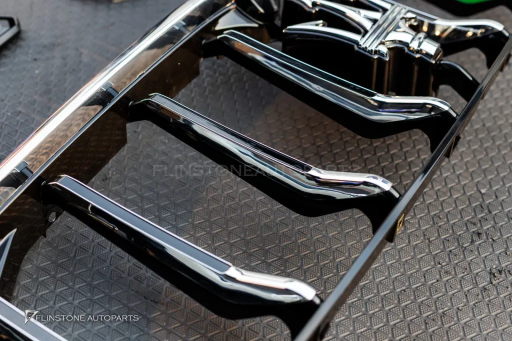 Maserati กระจัง ท่อ ล้อ Usus