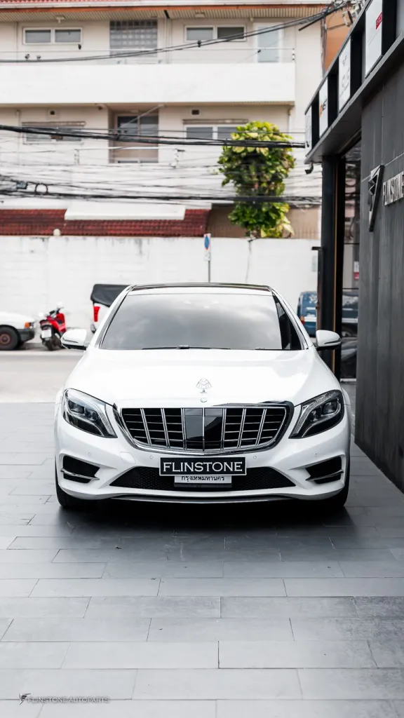 Mercedes Benz W222 กระจัง Maybach