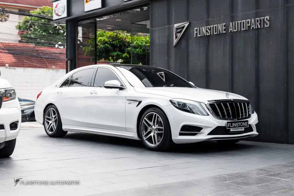 Mercedes Benz W222 กระจัง Maybach